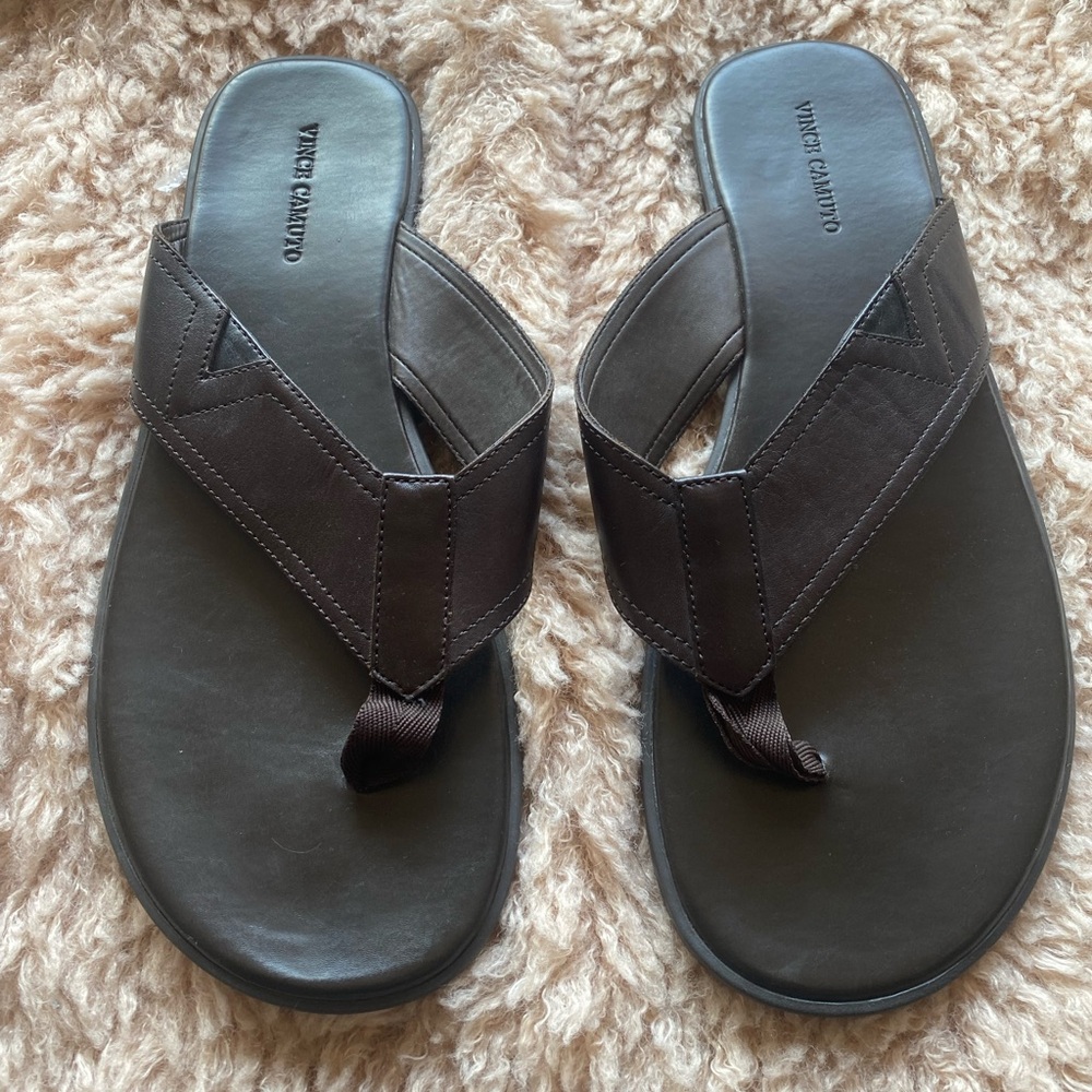 Men’s Vince Camuto SANDALS. NWOT
